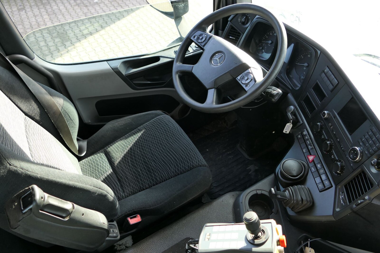 Mercedes-Benz Antos 3543 L 8x2/6 Antos 3543 L 8x2/6, Retarder, 2x Lenkachse, Motorabtrieb, AT-Motor - Lastväxlare lastbil: bild 2 Mercedes-Benz Antos 3543 L 8x2/6 Antos 3543 L 8x2/6, Retarder, 2x Lenkachse, Motorabtrieb, AT-Motor - Lastväxlare lastbil: bild 2