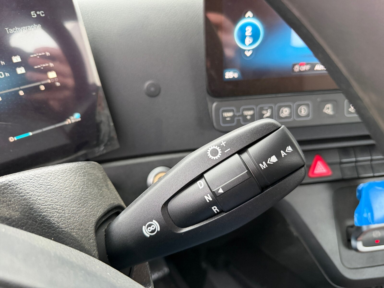 Mercedes-Benz Arocs 1840 K 4x2 Arocs 1840 K 4x2, MultimediaCockpit, 2x Nebenantrieb, NMV & Motorabtrieb - Chassi lastbil: bild 5 Mercedes-Benz Arocs 1840 K 4x2 Arocs 1840 K 4x2, MultimediaCockpit, 2x Nebenantrieb, NMV & Motorabtrieb - Chassi lastbil: bild 5