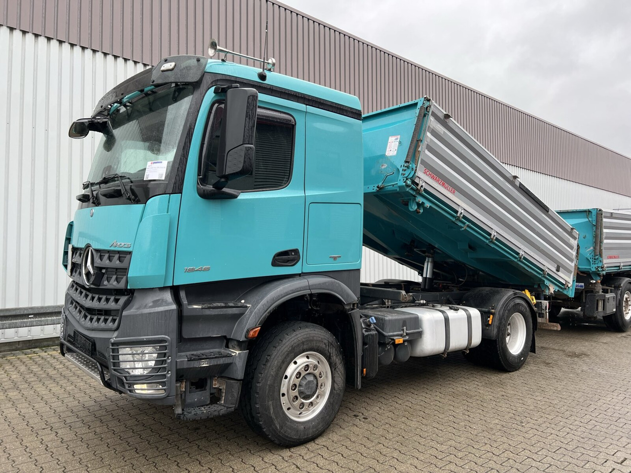 Mercedes-Benz Arocs 1846 LK 4x4 HAD Arocs 1846 LK 4x4 HAD, HydroDrive, Retarder, Alu-Bordwände, ca. 10m³ - Tippbil lastbil: bild 1 Mercedes-Benz Arocs 1846 LK 4x4 HAD Arocs 1846 LK 4x4 HAD, HydroDrive, Retarder, Alu-Bordwände, ca. 10m³ - Tippbil lastbil: bild 1