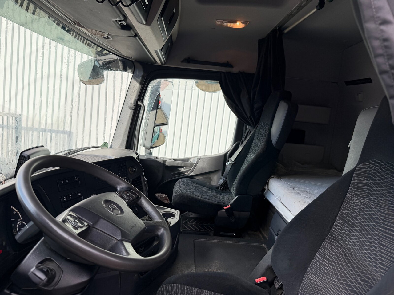 Leasa Mercedes-Benz Arocs 2648 6x4 Arocs 2648 6x4 mit Heckkran Epsilon M12Z83, Krankabine Mercedes-Benz Arocs 2648 6x4 Arocs 2648 6x4 mit Heckkran Epsilon M12Z83, Krankabine: bild 6