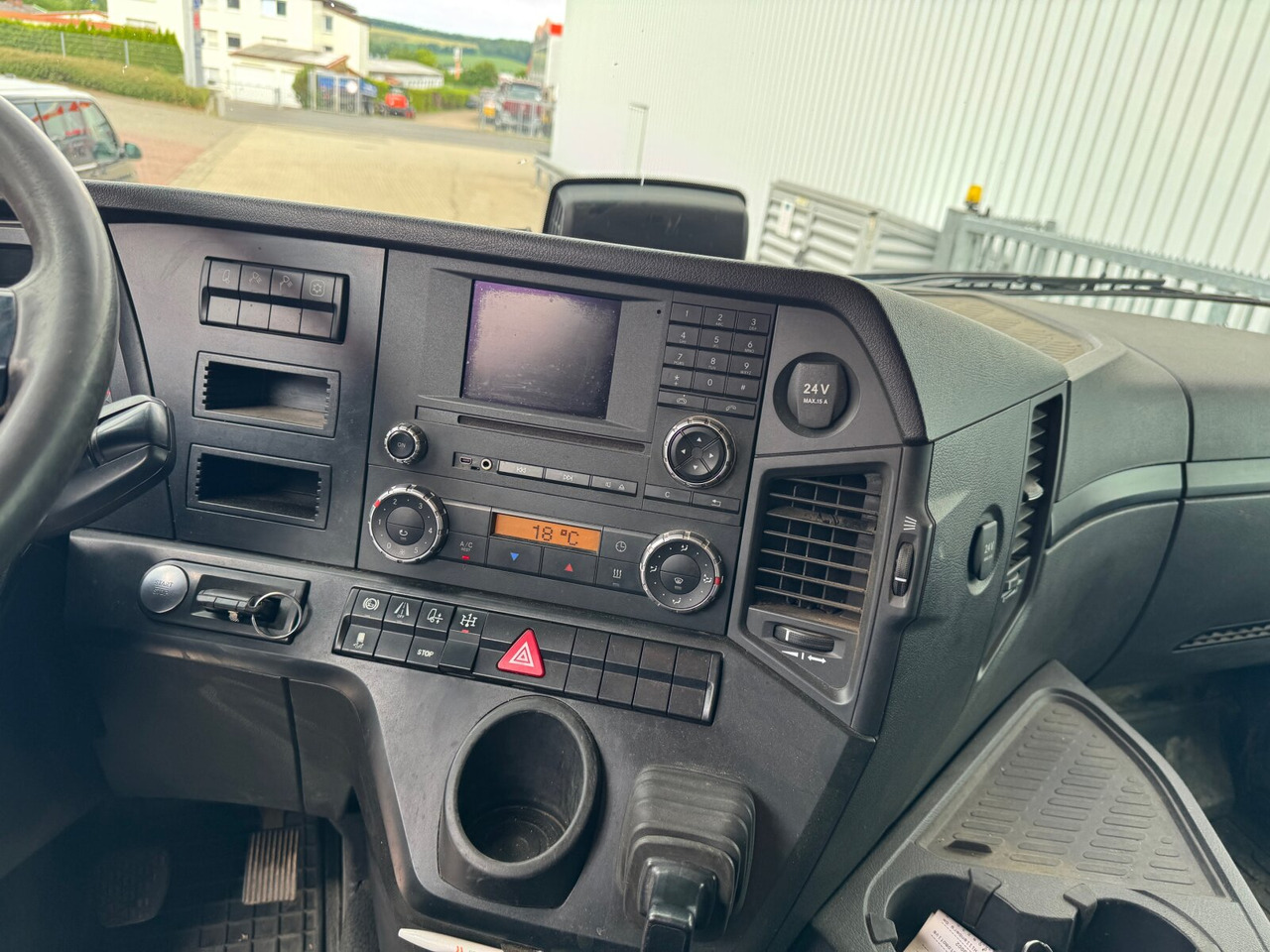 Mercedes-Benz Arocs 2651 L 6x4 Arocs 2651 L 6x4, Retarder, StreamSpace - Chassi lastbil: bild 2 Mercedes-Benz Arocs 2651 L 6x4 Arocs 2651 L 6x4, Retarder, StreamSpace - Chassi lastbil: bild 2