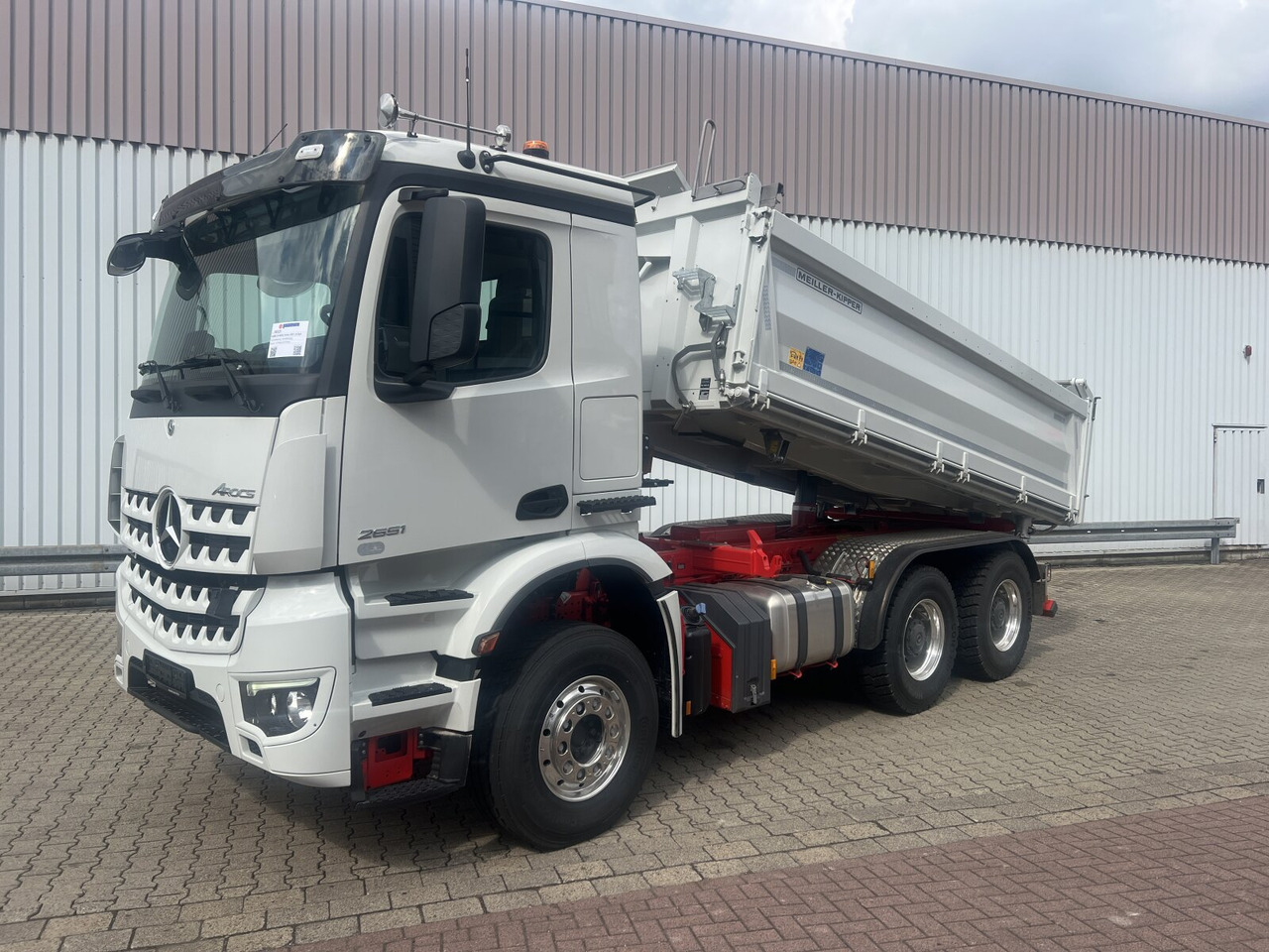 Mercedes-Benz Arocs 2651 LK 6x4 Arocs 2651 LK 6x4, Retarder, MultimediaCockpit, Navi - Tippbil lastbil: bild 1 Mercedes-Benz Arocs 2651 LK 6x4 Arocs 2651 LK 6x4, Retarder, MultimediaCockpit, Navi - Tippbil lastbil: bild 1