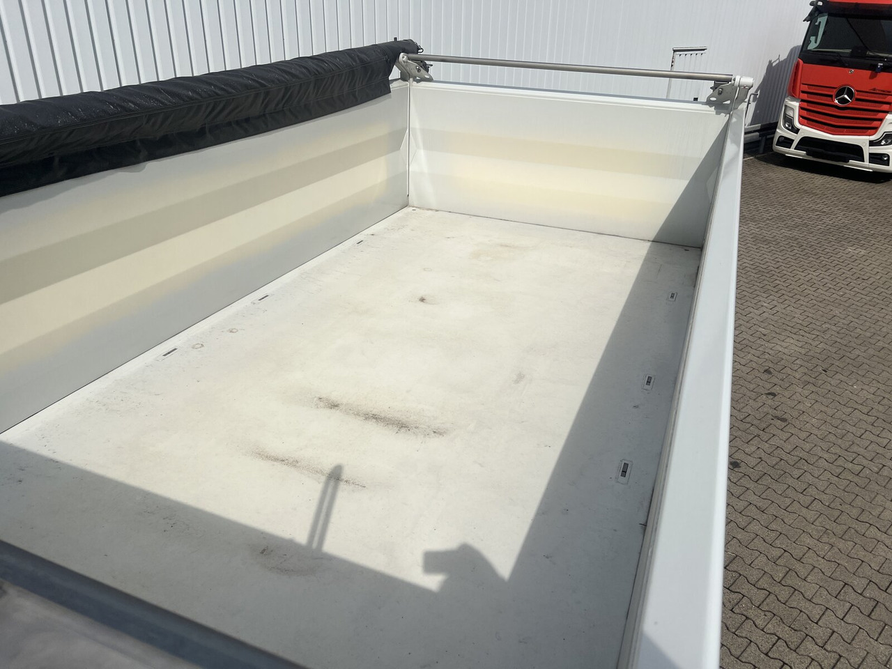 Mercedes-Benz Arocs 2651 LK 6x4 Arocs 2651 LK 6x4, Retarder, MultimediaCockpit, Navi - Tippbil lastbil: bild 4 Mercedes-Benz Arocs 2651 LK 6x4 Arocs 2651 LK 6x4, Retarder, MultimediaCockpit, Navi - Tippbil lastbil: bild 4