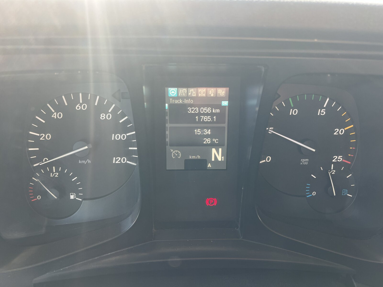 Mercedes-Benz Arocs 3243 K 8x4/4 Arocs 3243 K 8x4/4, Bordmatik - Tippbil lastbil: bild 5 Mercedes-Benz Arocs 3243 K 8x4/4 Arocs 3243 K 8x4/4, Bordmatik - Tippbil lastbil: bild 5