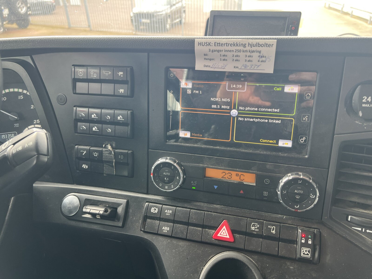 Mercedes-Benz Arocs 3253 K 8x4/4 Arocs 3253 K 8x4/4, Retarder - Lastväxlare lastbil: bild 3 Mercedes-Benz Arocs 3253 K 8x4/4 Arocs 3253 K 8x4/4, Retarder - Lastväxlare lastbil: bild 3