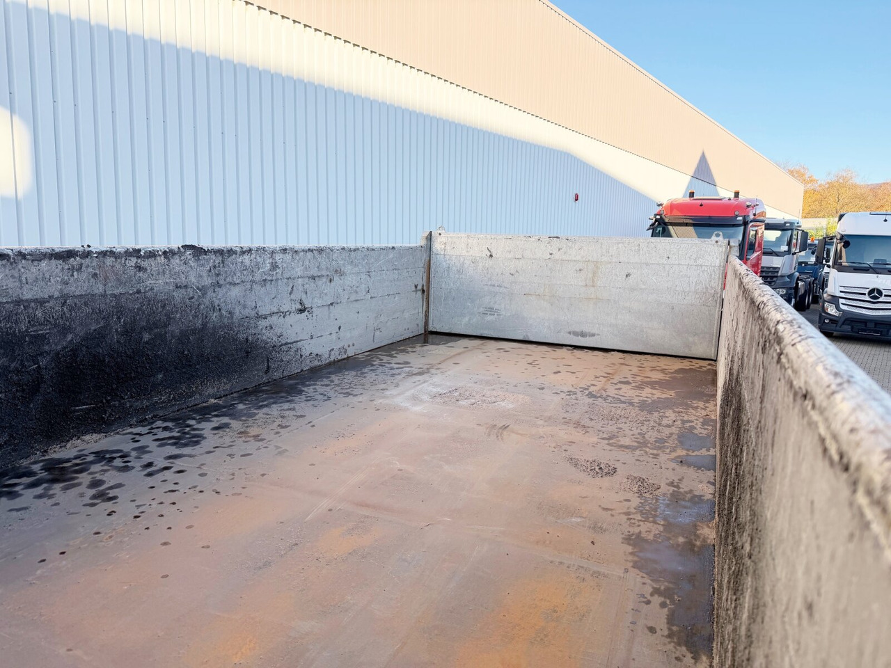 Mercedes-Benz Arocs 3351 AK 6x6 Arocs 3351 AK 6x6, Retarder, Grounder, Motorabtrieb, pneum. Heckklappenöffnung - Tippbil lastbil: bild 3 Mercedes-Benz Arocs 3351 AK 6x6 Arocs 3351 AK 6x6, Retarder, Grounder, Motorabtrieb, pneum. Heckklappenöffnung - Tippbil lastbil: bild 3