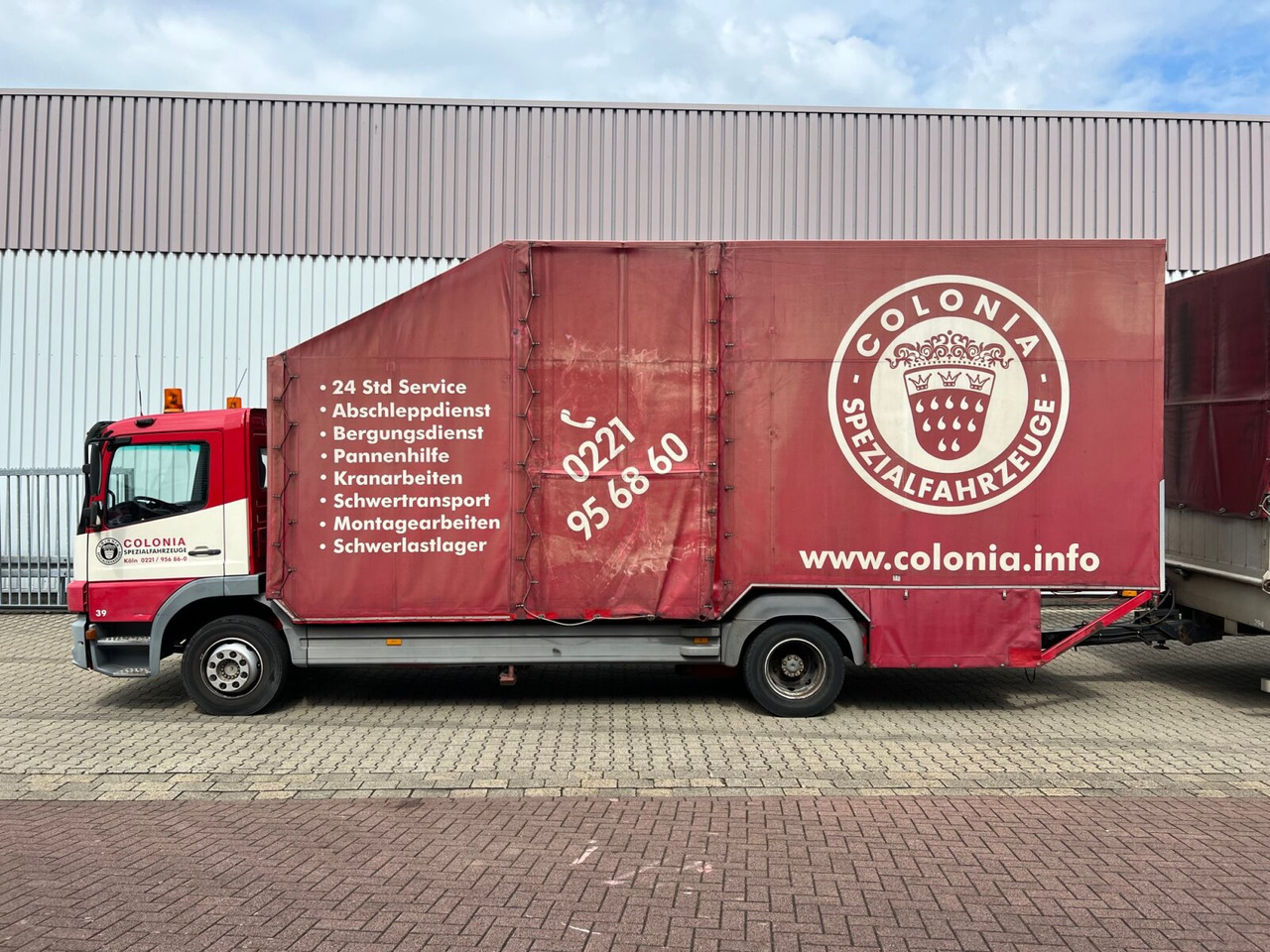 Mercedes-Benz Atego 1223 L 4x2 Atego 1223 L 4x2, Kompl. Zug, Lift- & Schiebeplateau, Funk - Biltransportbil lastbil: bild 2 Mercedes-Benz Atego 1223 L 4x2 Atego 1223 L 4x2, Kompl. Zug, Lift- & Schiebeplateau, Funk - Biltransportbil lastbil: bild 2