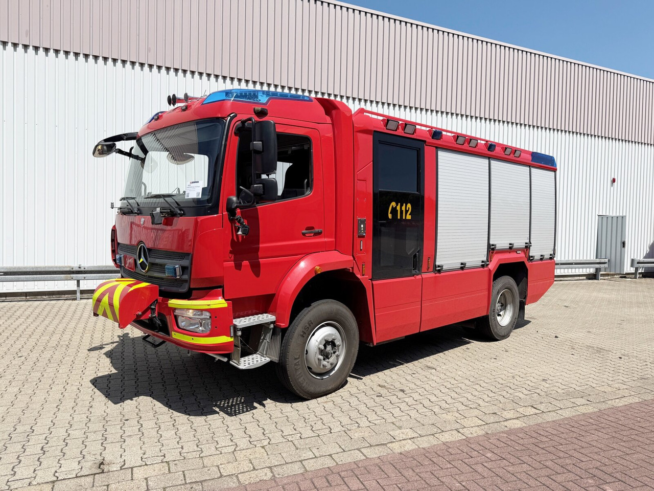Mercedes-Benz Atego 1530 AF 4x4 Atego 1530 AF 4x4, Rosenbauer TLF, Retarder - Släck/ Räddningsvagn: bild 1 Mercedes-Benz Atego 1530 AF 4x4 Atego 1530 AF 4x4, Rosenbauer TLF, Retarder - Släck/ Räddningsvagn: bild 1
