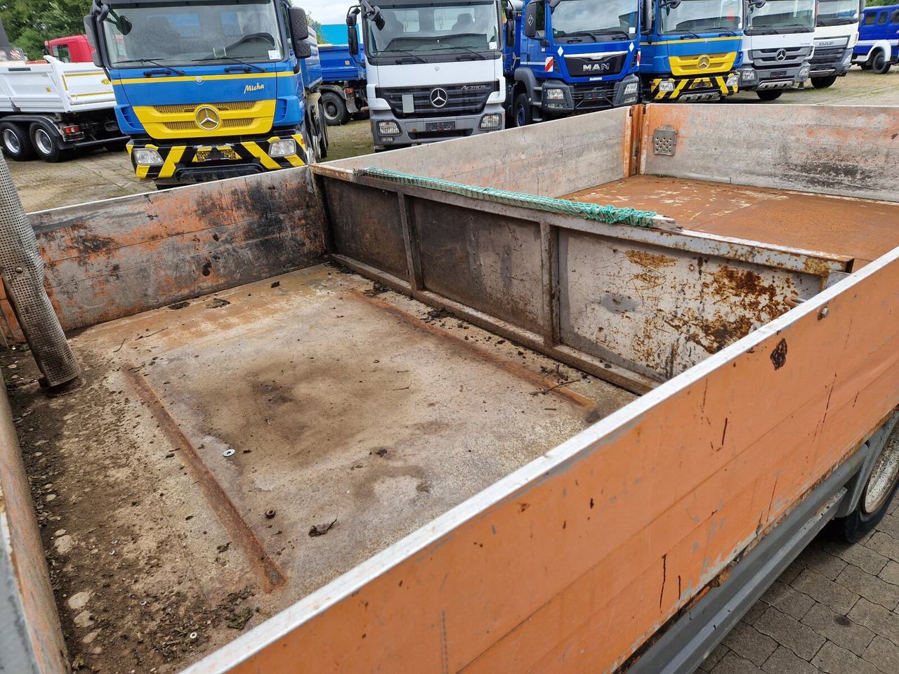 Mercedes-Benz Atego 815 4x2 Atego 815 4x2, 2x AHK - Flakbil: bild 4 Mercedes-Benz Atego 815 4x2 Atego 815 4x2, 2x AHK - Flakbil: bild 4