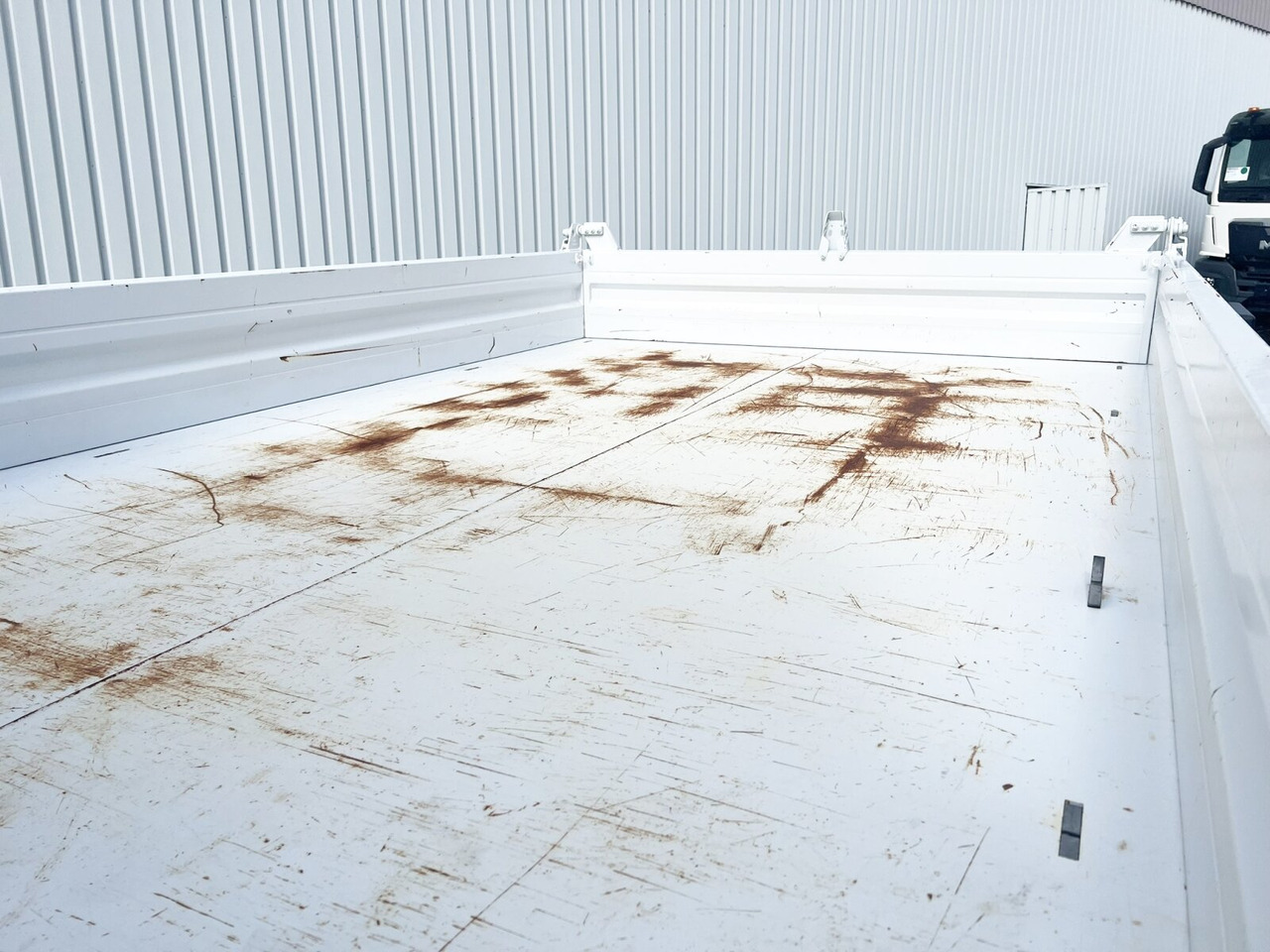 Mercedes-Benz Atego 818/23 K 4x2 Atego 818/23 K 4x2, 2x AHK, Meiller-Kipper, mehrfach Vorhanden! - Tippbil lastbil: bild 2 Mercedes-Benz Atego 818/23 K 4x2 Atego 818/23 K 4x2, 2x AHK, Meiller-Kipper, mehrfach Vorhanden! - Tippbil lastbil: bild 2