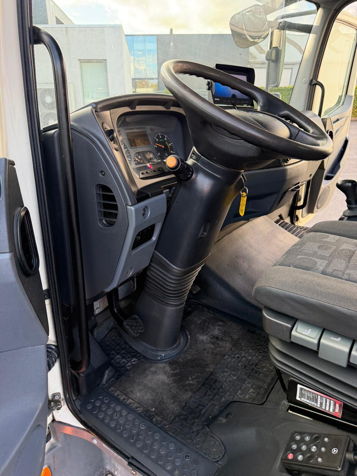 Mercedes-Benz Atego Atego 816 4 x 2 - Flakbil: bild 5 Mercedes-Benz Atego Atego 816 4 x 2 - Flakbil: bild 5