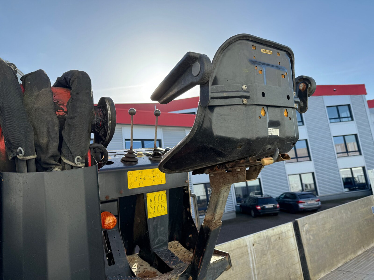 Mercedes-Benz Axor 2536/43 L 6x2 Axor 2536/43 L 6x2 mit Heckkran Palfinger PK 24502 F - Kranbil: bild 4 Mercedes-Benz Axor 2536/43 L 6x2 Axor 2536/43 L 6x2 mit Heckkran Palfinger PK 24502 F - Kranbil: bild 4