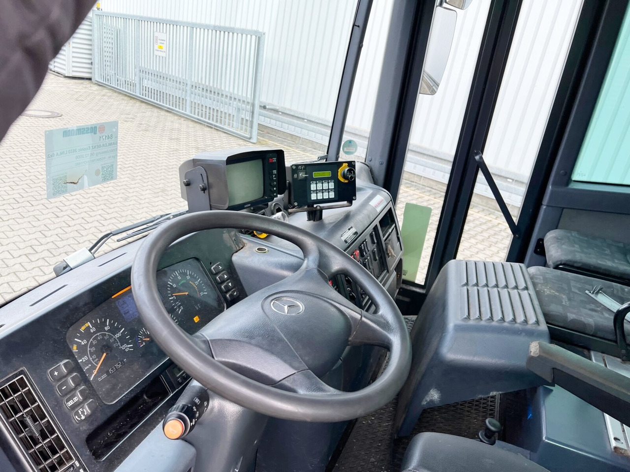 Mercedes-Benz Econic 2633 L/NLA 6x2/4 Econic 2633 L/NLA 6x2/4, Lenkachse, Sperrmüllwagen ca. 23,9m³ - Sopbil: bild 3 Mercedes-Benz Econic 2633 L/NLA 6x2/4 Econic 2633 L/NLA 6x2/4, Lenkachse, Sperrmüllwagen ca. 23,9m³ - Sopbil: bild 3