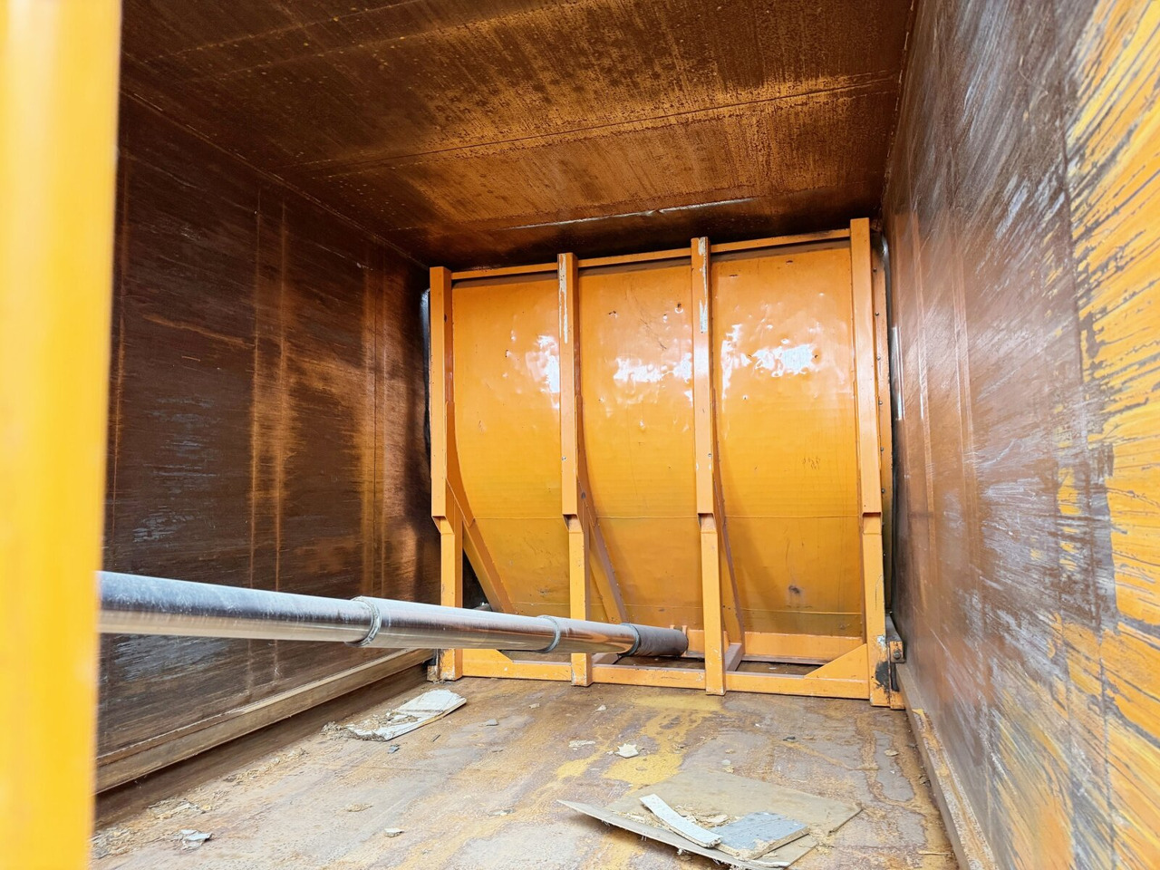 Mercedes-Benz Econic 2633 LL 6x2/4 NLA Econic 2633 LL 6x2/4 NLA, EEV, Lenkachse, Haller Aufbau - Sopbil: bild 2 Mercedes-Benz Econic 2633 LL 6x2/4 NLA Econic 2633 LL 6x2/4 NLA, EEV, Lenkachse, Haller Aufbau - Sopbil: bild 2