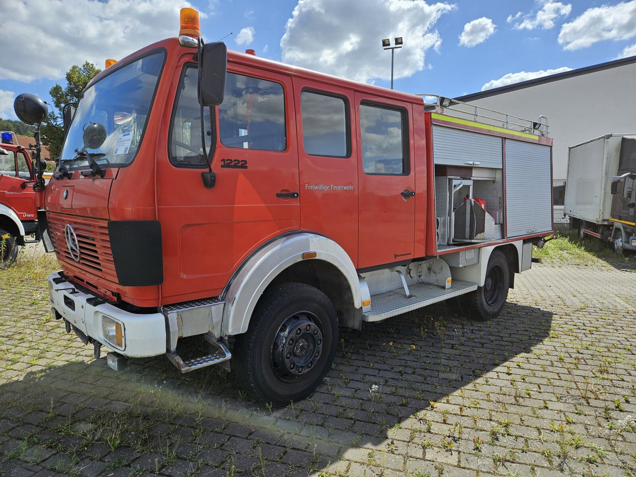 Mercedes-Benz SK 1222 AF 4x4 Doka SK 1222 AF 4x4 Doka, TLF16/25 - Släck/ Räddningsvagn: bild 1 Mercedes-Benz SK 1222 AF 4x4 Doka SK 1222 AF 4x4 Doka, TLF16/25 - Släck/ Räddningsvagn: bild 1