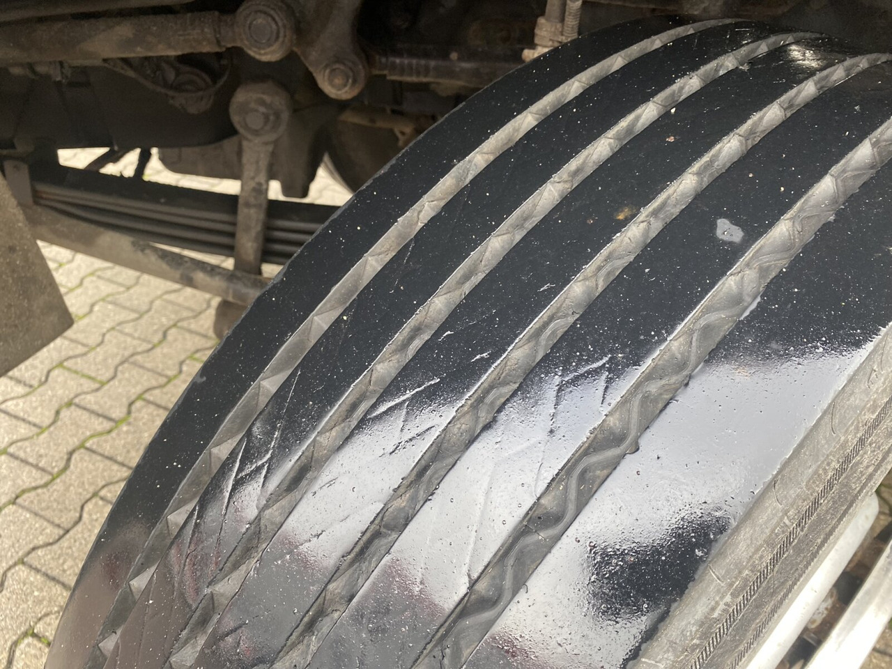 Mercedes-Benz SK II 3234 B 8x4/4 SK II 3234 B 8x4/4, LT Betonmischer, Förderband, Funk, 9cbm - Betongbil: bild 3 Mercedes-Benz SK II 3234 B 8x4/4 SK II 3234 B 8x4/4, LT Betonmischer, Förderband, Funk, 9cbm - Betongbil: bild 3