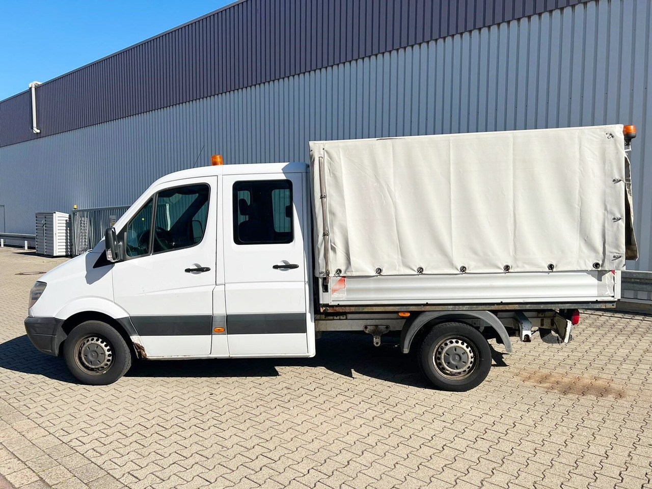 Mercedes-Benz Sprinter 209 CDI 4x2 Doka Sprinter 209 CDI 4x2 Doka - Transportbil med kapell, Dubbelhytt transportbil: bild 1 Mercedes-Benz Sprinter 209 CDI 4x2 Doka Sprinter 209 CDI 4x2 Doka - Transportbil med kapell, Dubbelhytt transportbil: bild 1