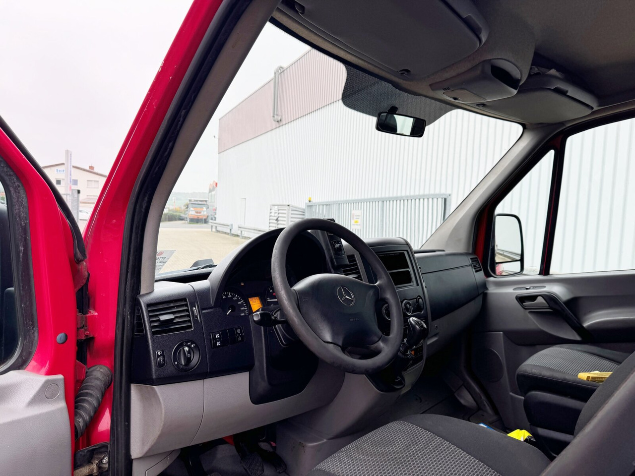 Mercedes-Benz Sprinter 310 CDI 4x2 Doka Sprinter 310 CDI 4x2 Doka, Hinterkipper - Dumper: bild 2 Mercedes-Benz Sprinter 310 CDI 4x2 Doka Sprinter 310 CDI 4x2 Doka, Hinterkipper - Dumper: bild 2