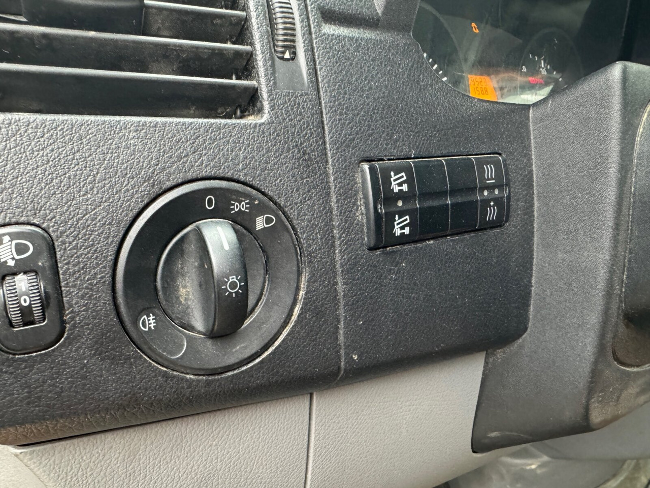 Mercedes-Benz Sprinter 313 CDI 4x4 Doka Sprinter 313 CDI 4x4 Doka, Kipper, AT-Motor! - Transportbil med flak, Dubbelhytt transportbil: bild 4 Mercedes-Benz Sprinter 313 CDI 4x4 Doka Sprinter 313 CDI 4x4 Doka, Kipper, AT-Motor! - Transportbil med flak, Dubbelhytt transportbil: bild 4