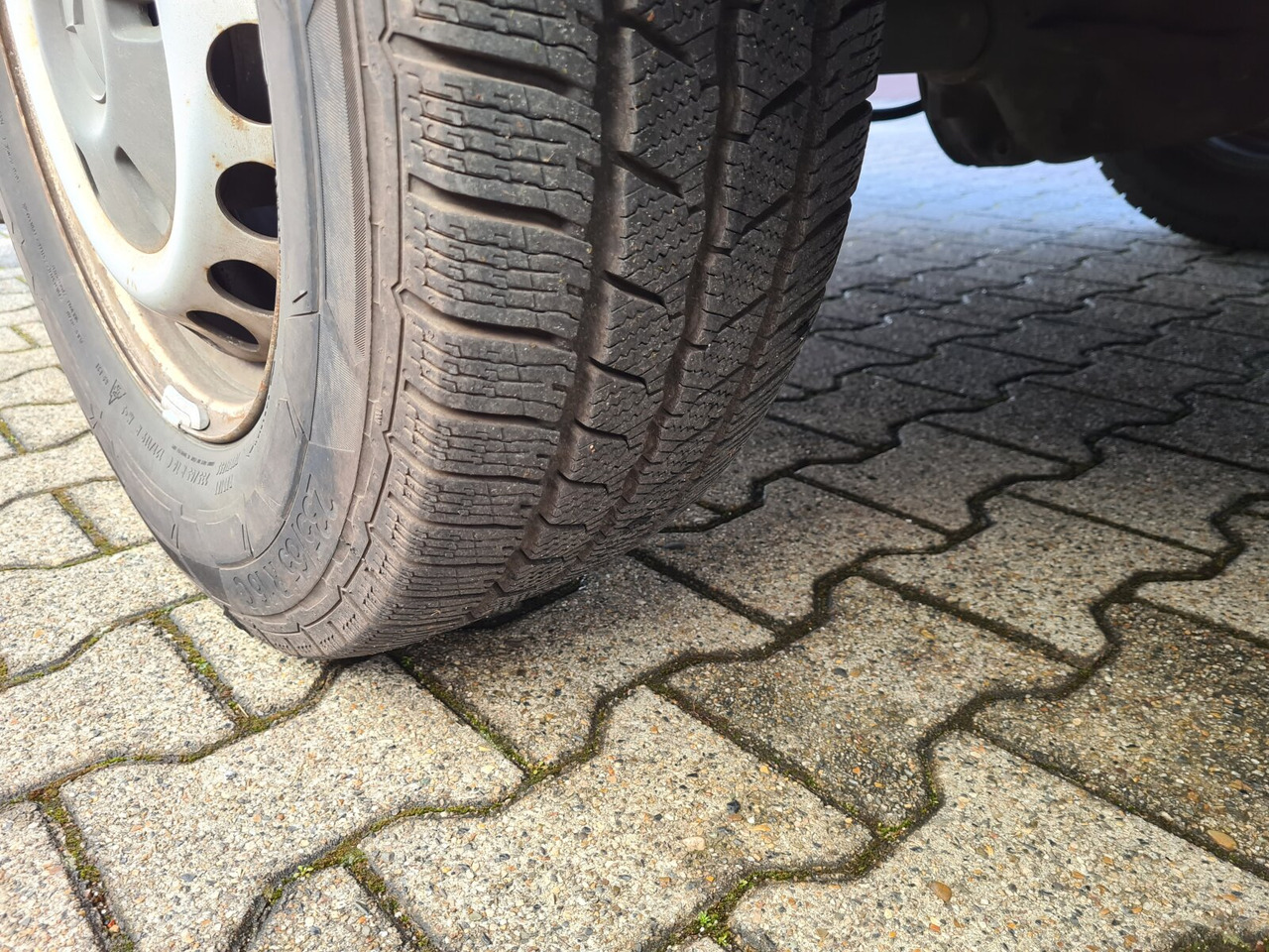 Mercedes-Benz Sprinter 316 KA 4x2 Sprinter 316 KA 4x2, Rettungswagen - Skåpbil: bild 2 Mercedes-Benz Sprinter 316 KA 4x2 Sprinter 316 KA 4x2, Rettungswagen - Skåpbil: bild 2