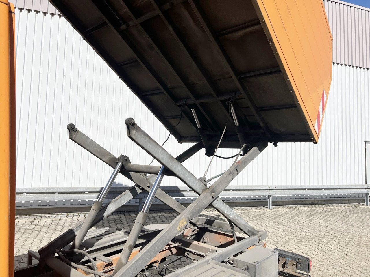 Mercedes-Benz Sprinter 515 CDI 4x2 Doka Sprinter 515 CDI 4x2 Doka, Alu-Kasten, Hochentleerung - Transportbil med tippflak, Dubbelhytt transportbil: bild 5 Mercedes-Benz Sprinter 515 CDI 4x2 Doka Sprinter 515 CDI 4x2 Doka, Alu-Kasten, Hochentleerung - Transportbil med tippflak, Dubbelhytt transportbil: bild 5