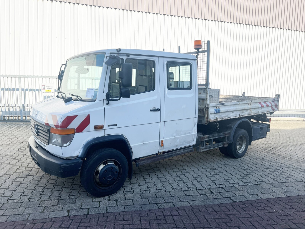 Mercedes-Benz Vario 816 D 4x2 Doka Vario 816 D 4x2 Doka, 2x AHK, Meiller Kipper - Tippbil lastbil: bild 1 Mercedes-Benz Vario 816 D 4x2 Doka Vario 816 D 4x2 Doka, 2x AHK, Meiller Kipper - Tippbil lastbil: bild 1