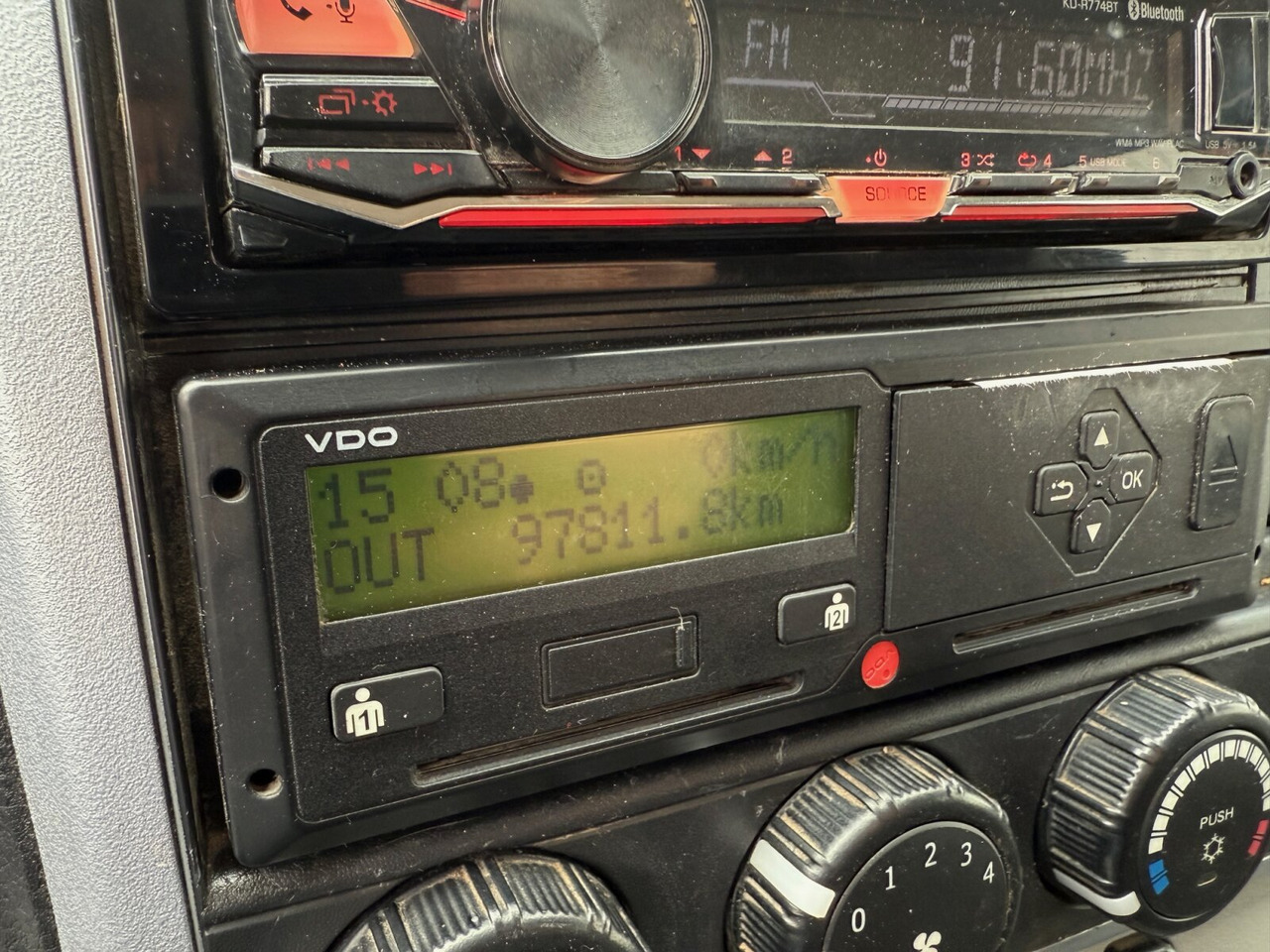 Mitsubishi Fuso 6C18D 4x4 Doka Fuso 6C18D 4x4 Doka - Tippbil lastbil: bild 3 Mitsubishi Fuso 6C18D 4x4 Doka Fuso 6C18D 4x4 Doka - Tippbil lastbil: bild 3