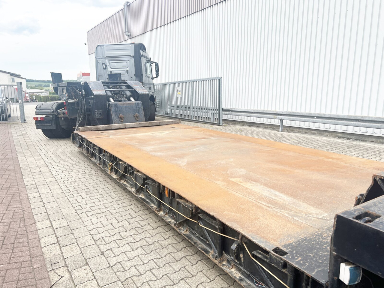 Nooteboom Euro-54-03 Euro-54-03, Schwanenhals abfahrbar, Hydr. Zwangsgelenkt - Låg lastare semitrailer: bild 5 Nooteboom Euro-54-03 Euro-54-03, Schwanenhals abfahrbar, Hydr. Zwangsgelenkt - Låg lastare semitrailer: bild 5