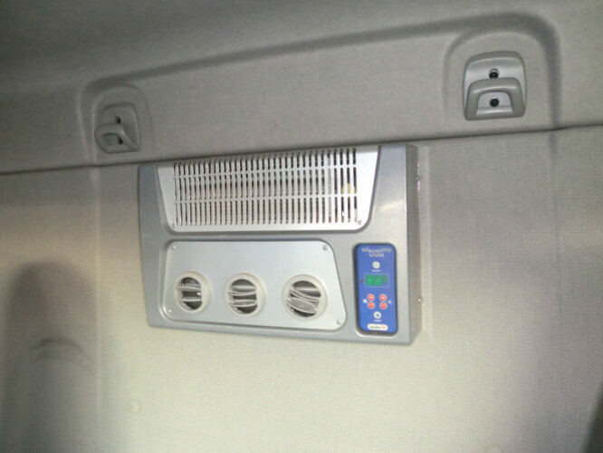 Renault Midlum 220 DXi 4x2 Midlum 220 DXi 4x2 - Lastväxlare lastbil: bild 3 Renault Midlum 220 DXi 4x2 Midlum 220 DXi 4x2 - Lastväxlare lastbil: bild 3