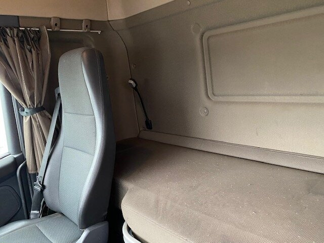 Leasa Scania R450 LB 6x2-4 R450 LB 6x2-4 Getränkekoffer, Retarder, Lift-/Lenkachse, Stapleraufnahme Scania R450 LB 6x2-4 R450 LB 6x2-4 Getränkekoffer, Retarder, Lift-/Lenkachse, Stapleraufnahme: bild 5 Leasa Scania R450 LB 6x2-4 R450 LB 6x2-4 Getränkekoffer, Retarder, Lift-/Lenkachse, Stapleraufnahme Scania R450 LB 6x2-4 R450 LB 6x2-4 Getränkekoffer, Retarder, Lift-/Lenkachse, Stapleraufnahme: bild 5