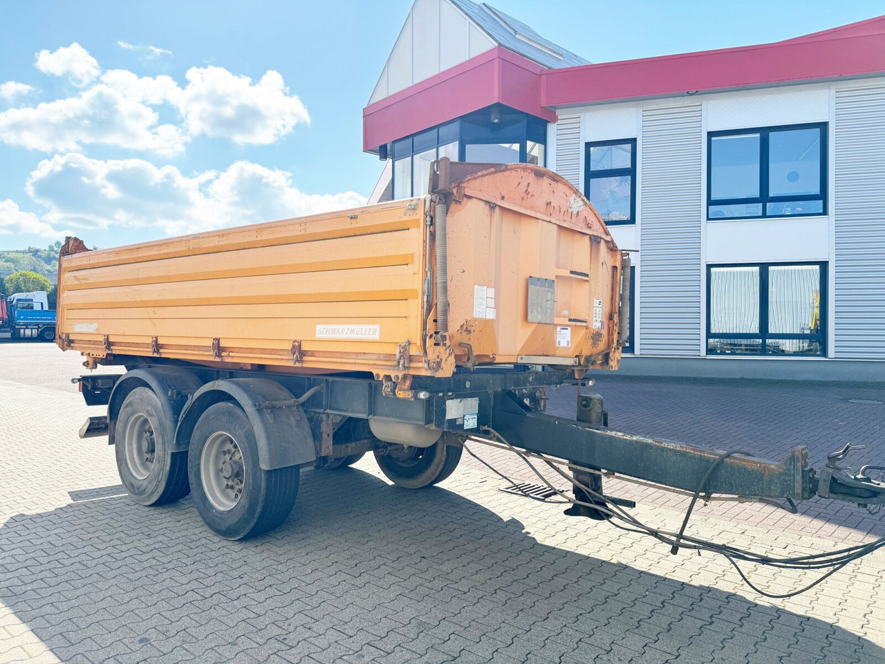 Schwarzmüller TKA 18 TKA 18, Alu-Bordwände, ca. 11m³ - Tippsläp: bild 1 Schwarzmüller TKA 18 TKA 18, Alu-Bordwände, ca. 11m³ - Tippsläp: bild 1