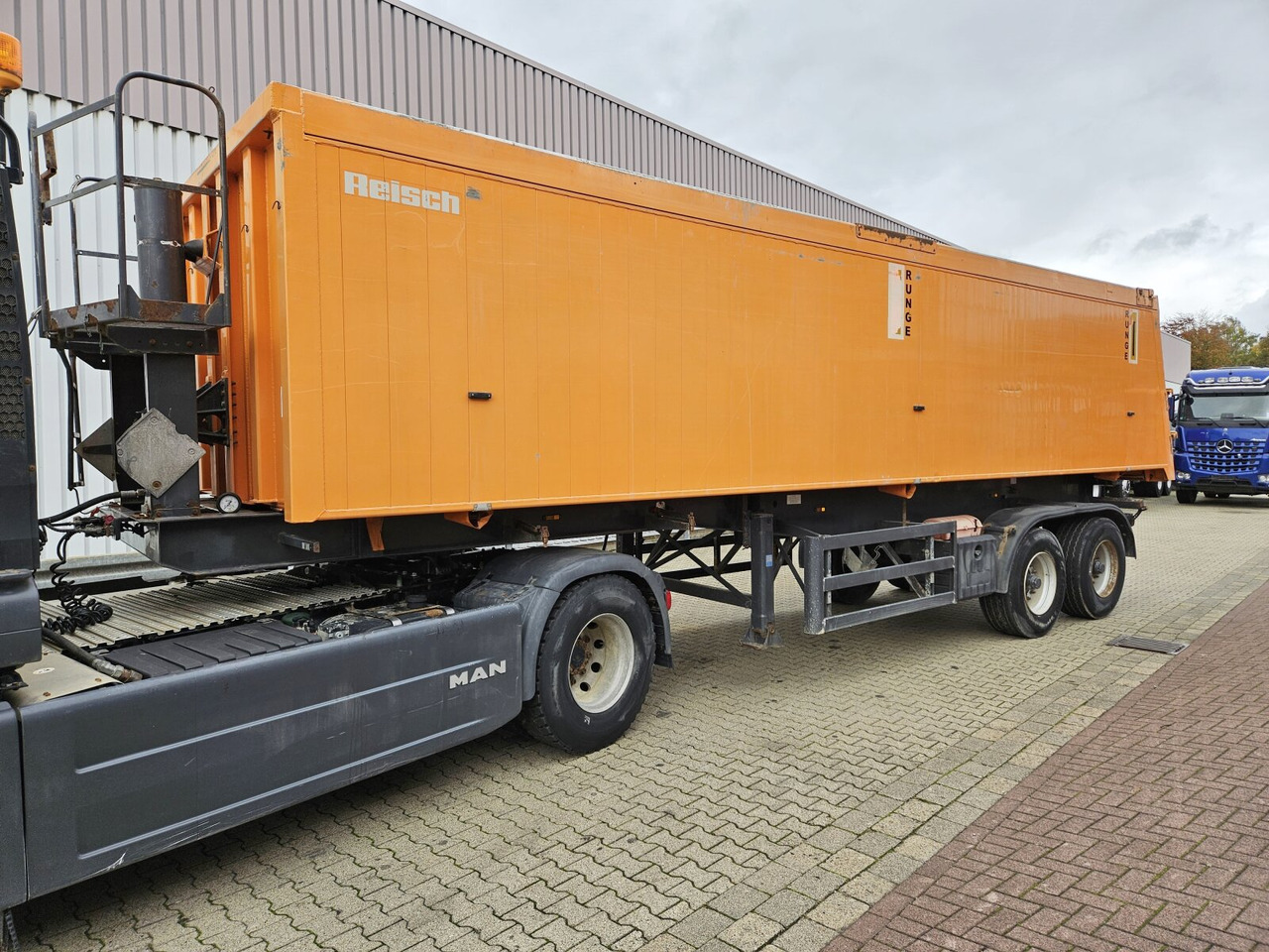 Reisch RHKS-32/18 AL RHKS-32/18 AL, 40 cbm Alu Kastenmulde - Semitrailer: bild 1 Reisch RHKS-32/18 AL RHKS-32/18 AL, 40 cbm Alu Kastenmulde - Semitrailer: bild 1