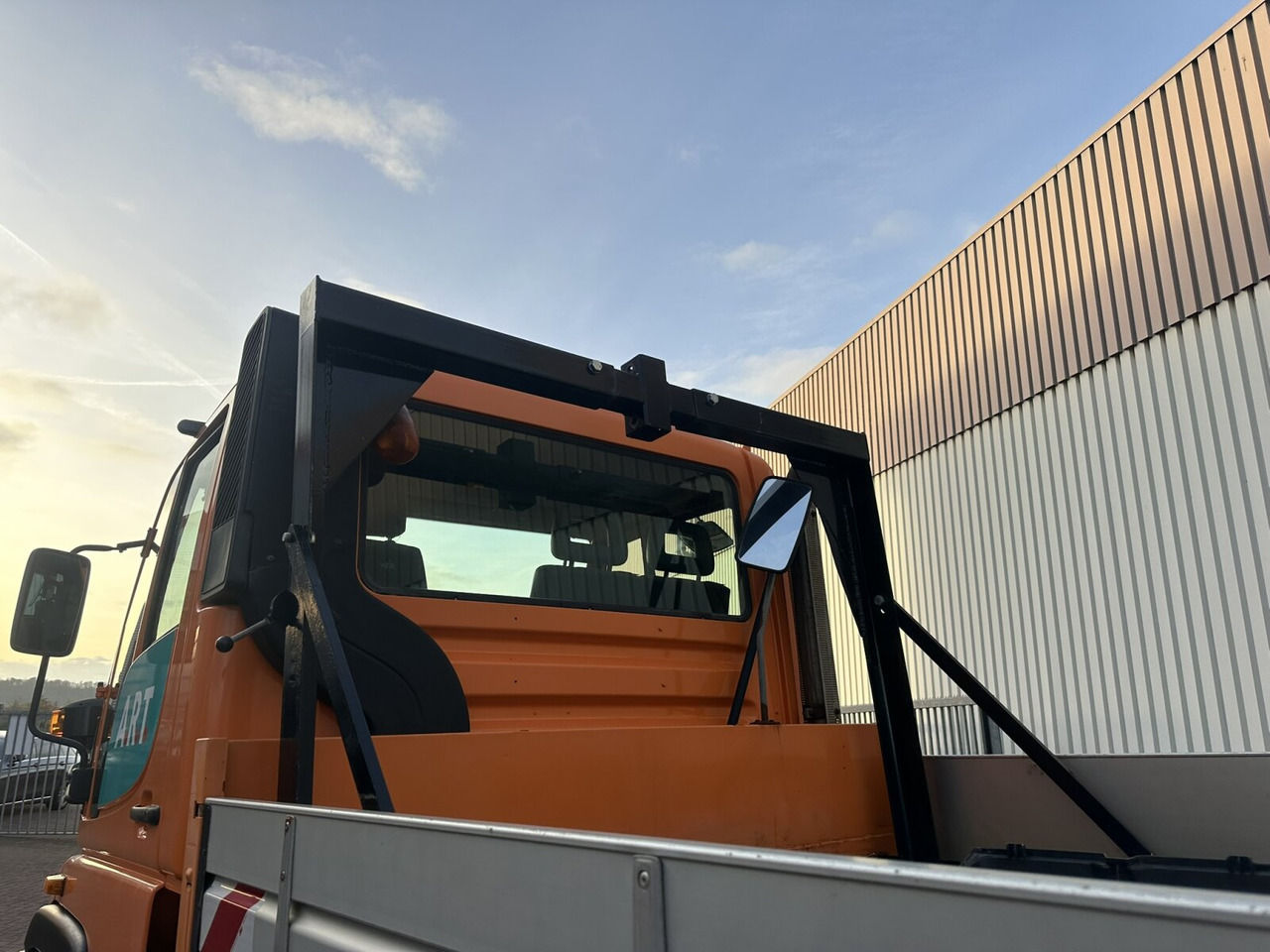 Unimog U300 405/10 4x4 U300 405/10 4x4, Kommunalhydraulik, Frontzapfwelle, Kipper - Transportbil: bild 2 Unimog U300 405/10 4x4 U300 405/10 4x4, Kommunalhydraulik, Frontzapfwelle, Kipper - Transportbil: bild 2