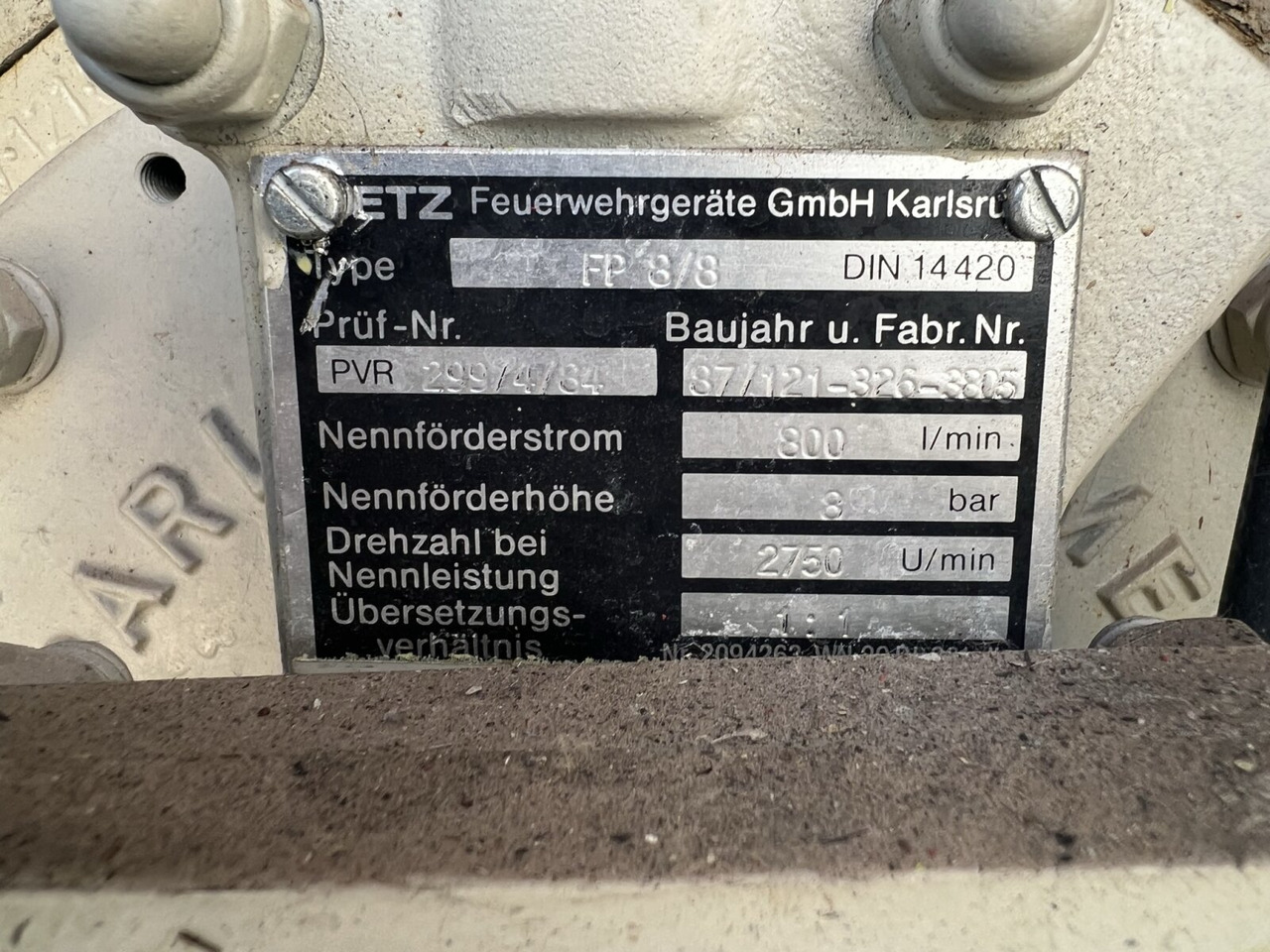 Unimog U 1300 L 435/11 4x4 U 1300 L 435/11 4x4, -Feuerwehr - Släck/ Räddningsvagn: bild 2 Unimog U 1300 L 435/11 4x4 U 1300 L 435/11 4x4, -Feuerwehr - Släck/ Räddningsvagn: bild 2