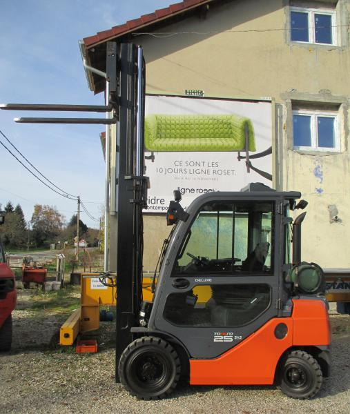 Toyota 8FGF25 - Gasoltruck: bild 1 Toyota 8FGF25 - Gasoltruck: bild 1