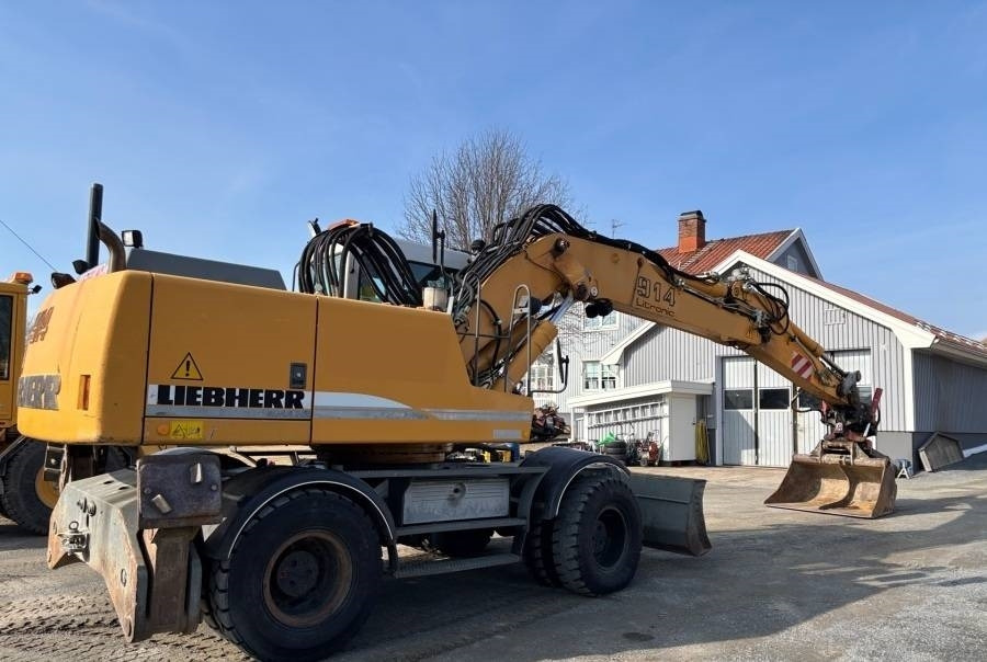 Liebherr A 914 Litronic A2-PL Tiltrotator 30Km/h  - Grävmaskin på däck: bild 3 Liebherr A 914 Litronic A2-PL Tiltrotator 30Km/h  - Grävmaskin på däck: bild 3