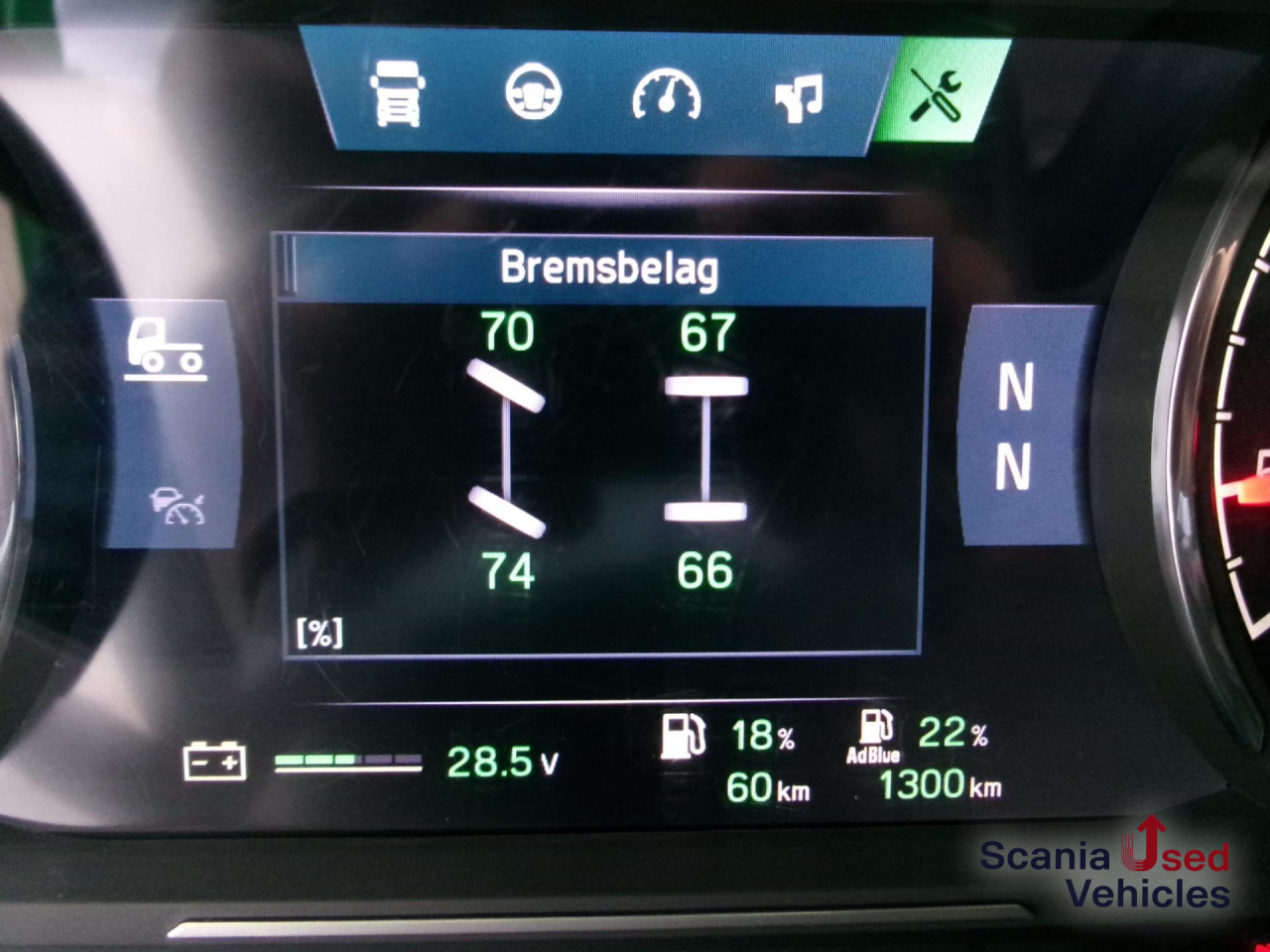 SCANIA R 450 A4x2EB 2 Tanks Standklima TOP!!! - Dragbil: bild 4 SCANIA R 450 A4x2EB 2 Tanks Standklima TOP!!! - Dragbil: bild 4