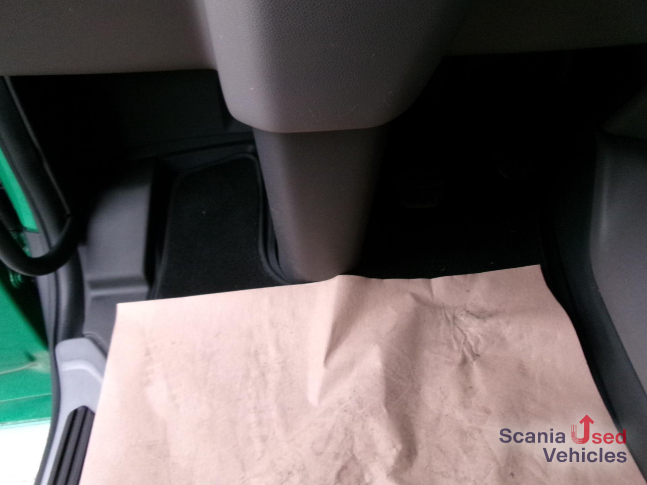 SCANIA R 450 A4x2EB 2 Tanks Standklima TOP!!! - Dragbil: bild 2 SCANIA R 450 A4x2EB 2 Tanks Standklima TOP!!! - Dragbil: bild 2