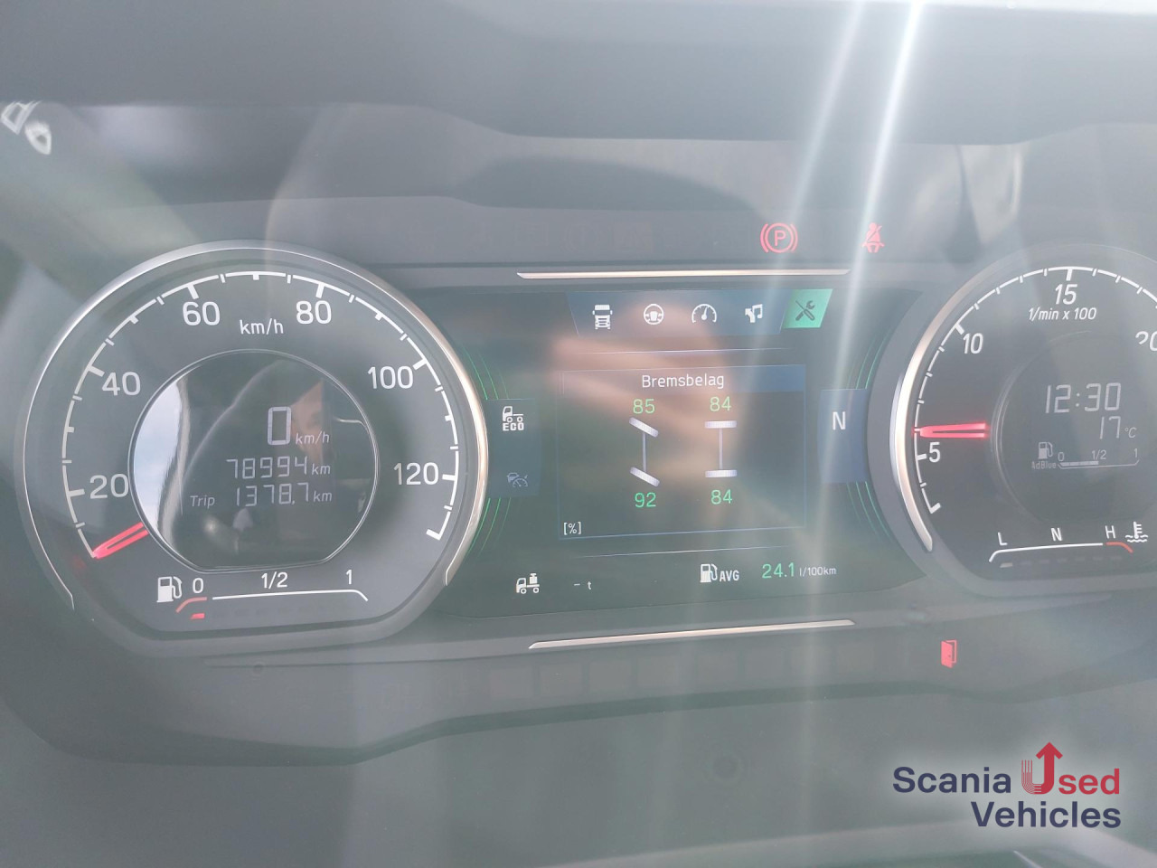 SCANIA R 460 A4x2NA - Kipphydraulik!!! - Dragbil: bild 5 SCANIA R 460 A4x2NA - Kipphydraulik!!! - Dragbil: bild 5