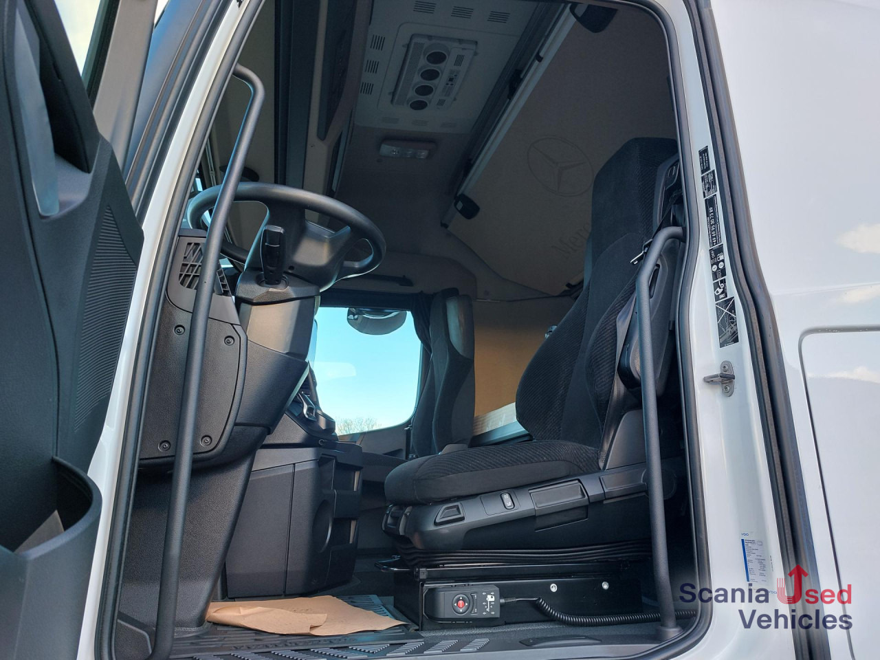 MERCEDES-BENZ 1845L Edscha - NUR KOMPLETT m. ANH.!!! - Kapellbil: bild 2 MERCEDES-BENZ 1845L Edscha - NUR KOMPLETT m. ANH.!!! - Kapellbil: bild 2