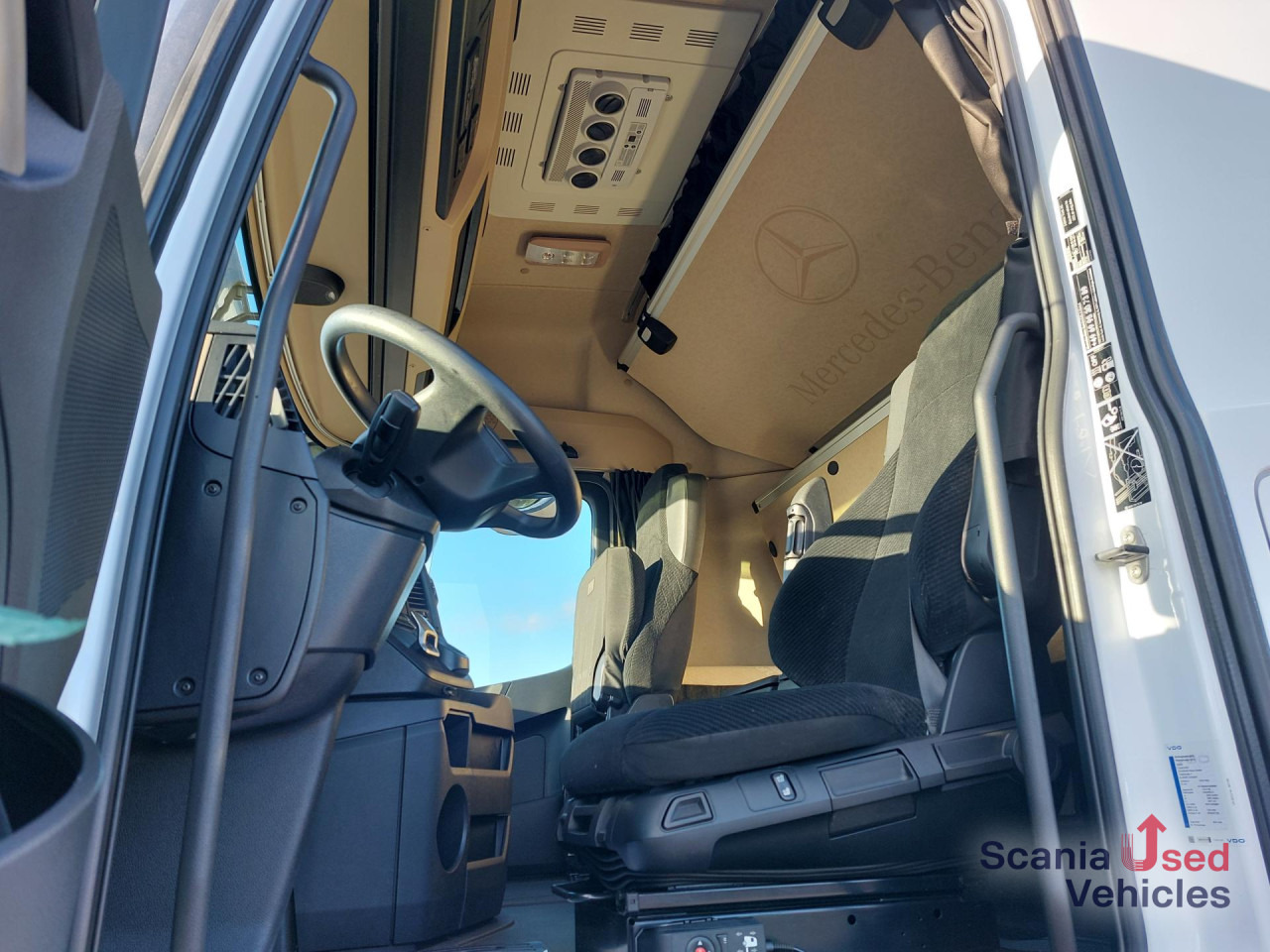 MERCEDES-BENZ 1845L Plane/Edscha NUR KOMPLETT m. ANH.!!! - Kapellbil: bild 4 MERCEDES-BENZ 1845L Plane/Edscha NUR KOMPLETT m. ANH.!!! - Kapellbil: bild 4