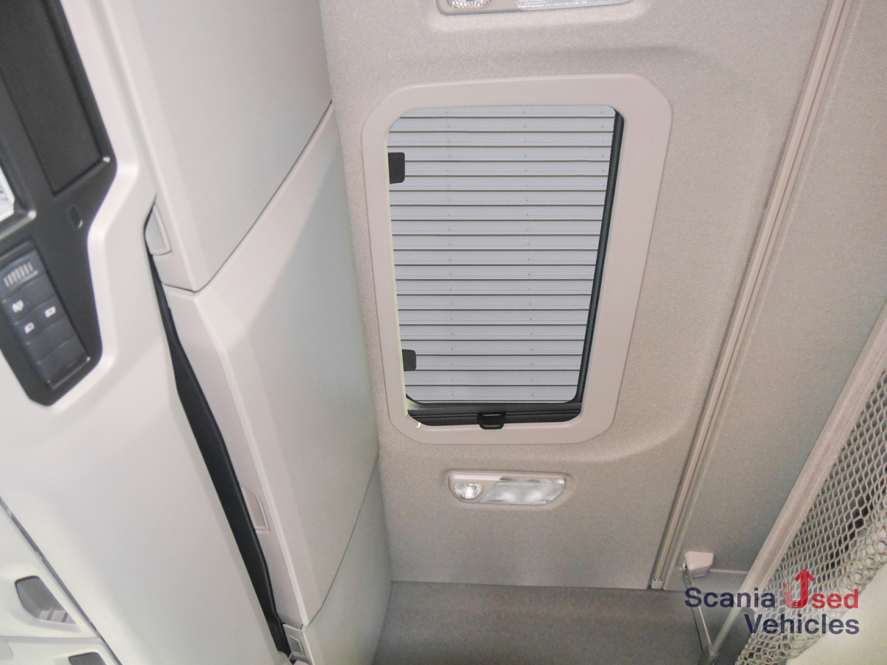 SCANIA R 460 A4x2NA - SUPER - - Dragbil: bild 2 SCANIA R 460 A4x2NA - SUPER - - Dragbil: bild 2