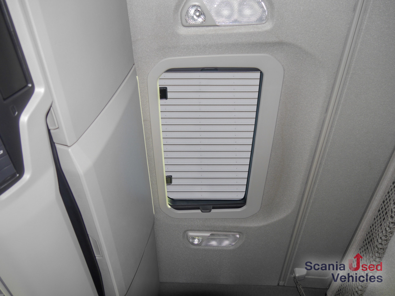 SCANIA R 460 A4x2NA - SUPER - - Dragbil: bild 2 SCANIA R 460 A4x2NA - SUPER - - Dragbil: bild 2