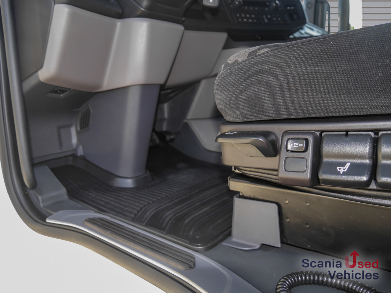 SCANIA R 460 A4x2NA - SUPER - - Dragbil: bild 3 SCANIA R 460 A4x2NA - SUPER - - Dragbil: bild 3