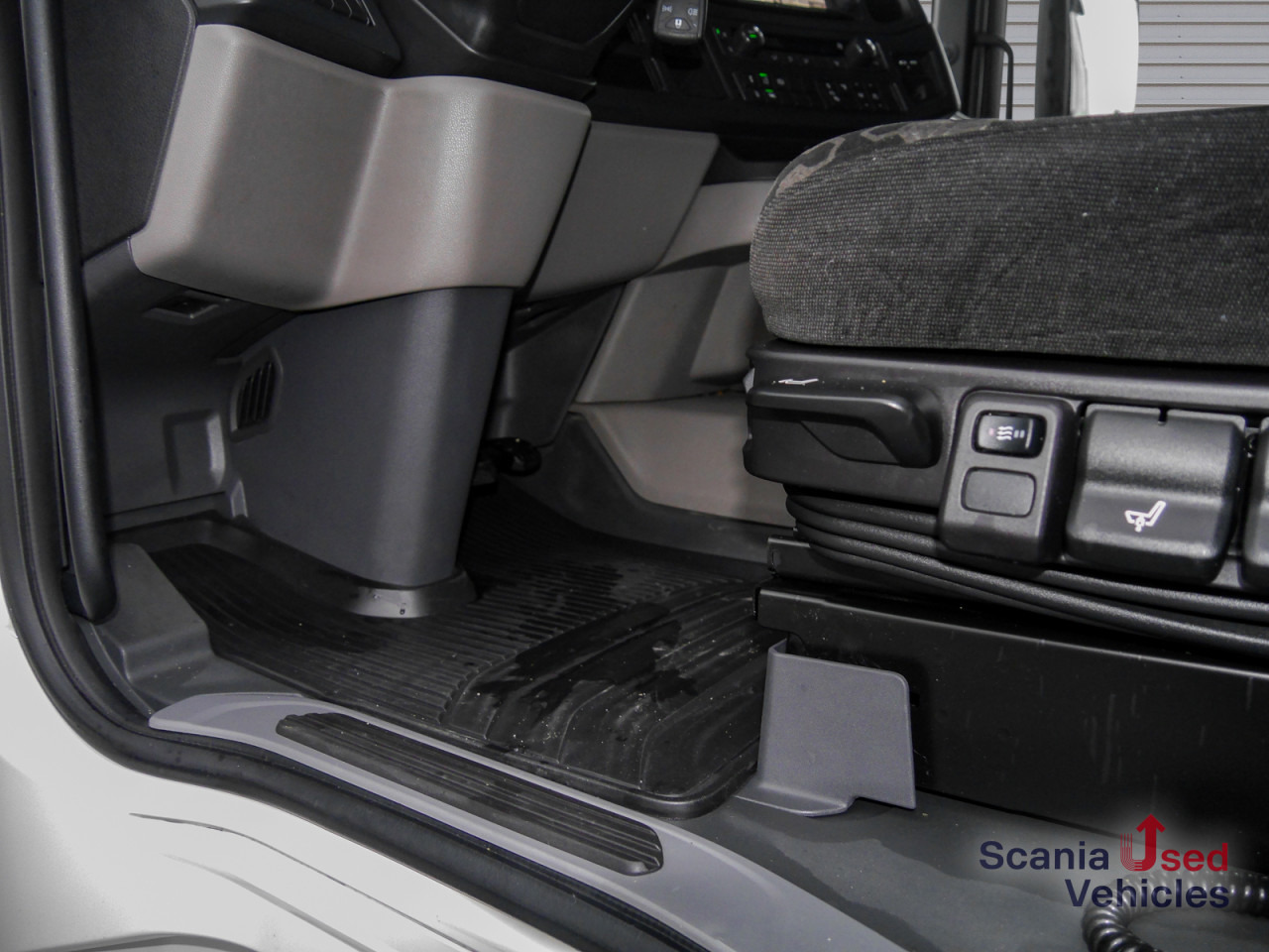 SCANIA R 460 A4x2NA - SUPER - - Dragbil: bild 4 SCANIA R 460 A4x2NA - SUPER - - Dragbil: bild 4