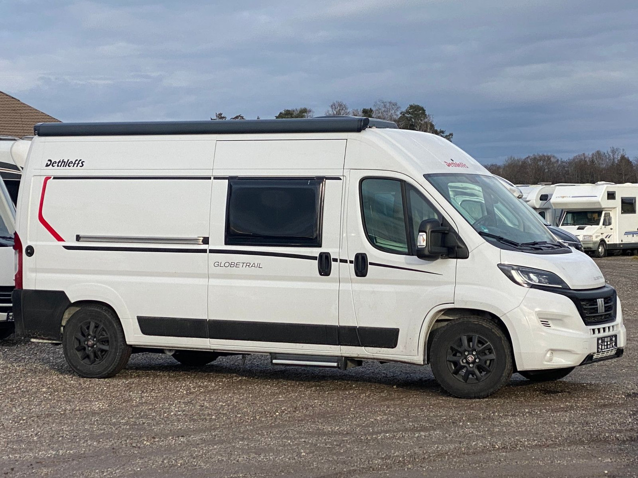 Dethleffs Globetrail CVD 600 DK Classic - Campingbil: bild 3 Dethleffs Globetrail CVD 600 DK Classic - Campingbil: bild 3