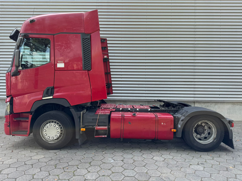 Renault T 460 / 2 Tanks / Refrigerator / 2 Beds / Euro 6 - Dragbil: bild 5 Renault T 460 / 2 Tanks / Refrigerator / 2 Beds / Euro 6 - Dragbil: bild 5