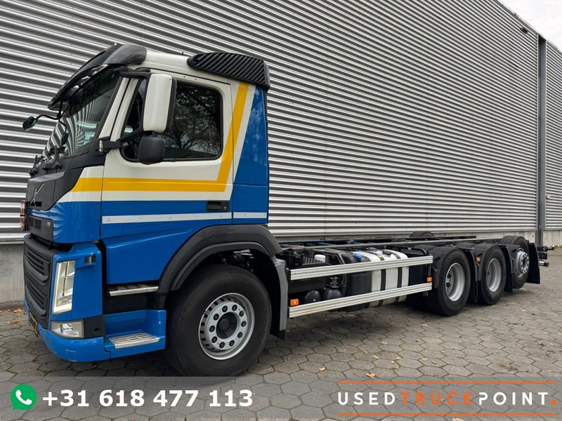 Volvo FM 410 / 8X4 / I-Shift / ADR / Tridem / TUV: 6-2026 / NL Truck - Chassi lastbil: bild 1 Volvo FM 410 / 8X4 / I-Shift / ADR / Tridem / TUV: 6-2026 / NL Truck - Chassi lastbil: bild 1