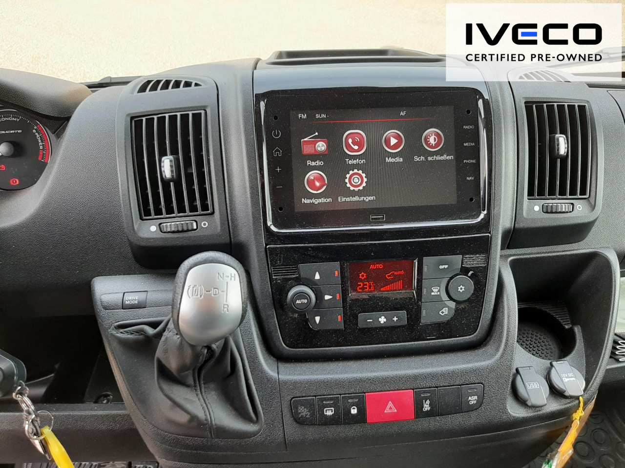 FIAT e-Ducato L2H2 teilverglast (47-kWh) - Skåpbil, El transportbil: bild 5 FIAT e-Ducato L2H2 teilverglast (47-kWh) - Skåpbil, El transportbil: bild 5