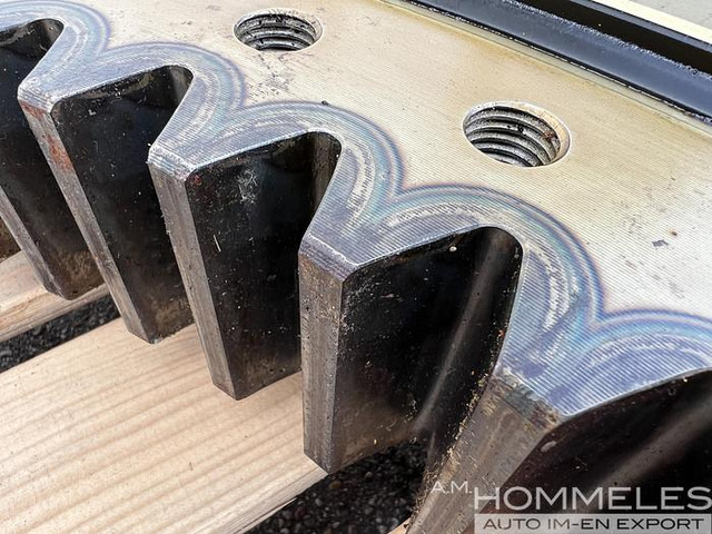 CNH INDUSTRIAL SLEWING RING H2239954 - Lastbilskran: bild 4 CNH INDUSTRIAL SLEWING RING H2239954 - Lastbilskran: bild 4